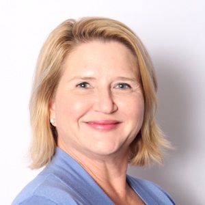 Meet your Posher, Leslee